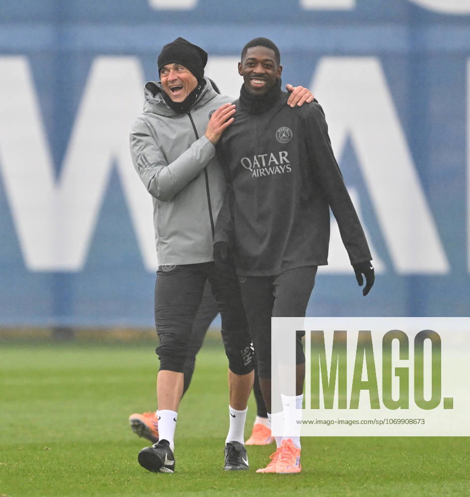 Paris Saint-Germain media day at the PSG Campus POISSY, FRANCE - DECEMBER 04: Head coach of PSG Luis Enrique (L) and Ousmane Dembele (R) gesture during a training session on media day at the PSG Campus in Poissy, west of Paris, France on December 04, 2025. Mustafa Yalcin Anadolu Poissy France. Editorial use only. Please get in touch for any other usage.