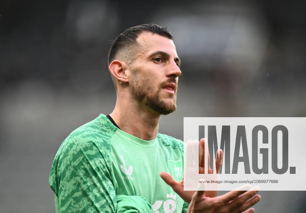 Martin Dubravka goalkeeper for Burnley Newcastle United v Burnley, Premier League, Football, St James Park, Newcastle, UK - 06 Dec 2025Newcastle St James Park United Kingdom