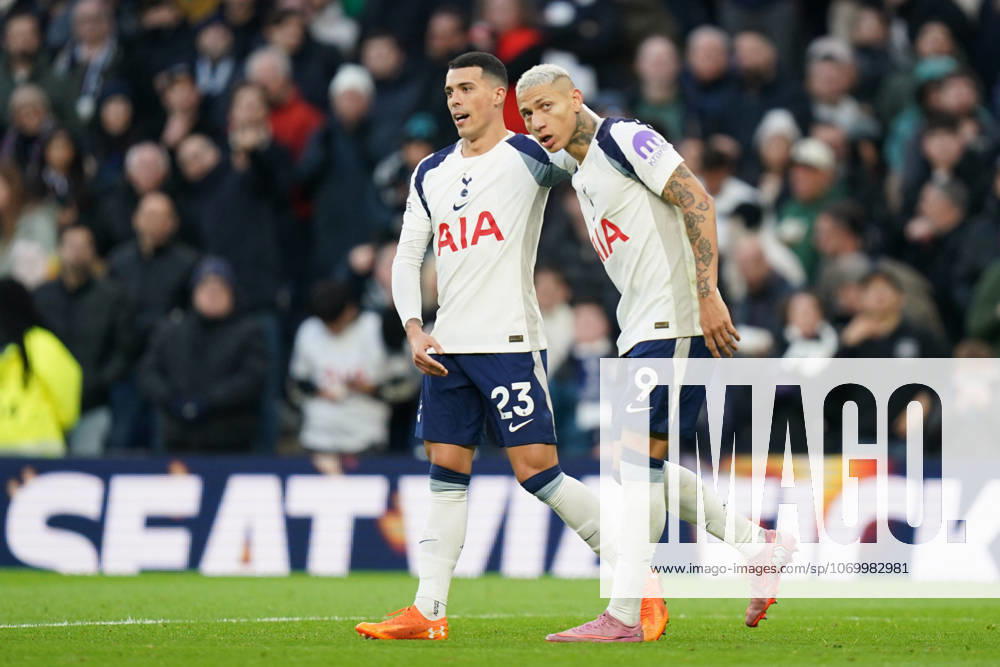 Tottenham Hotspur v Brentford, Premier League Richarlison of Tottenham Hotspur celebrating his goal to make it 1-0 during the Tottenham Hotspur v Brentford Premier League match at the Tottenham Hotspur Stadium, London, England on 6 December 2025 Credit: Dylan Hepworth Every Second Media Editorial use only. All images are copyright Every Second Media Limited. No images may be reproduced without prior permission. All rights reserved. Premier League and Football League images are subject to licensing agreements with Football DataCo Limited. see https: www.football-dataco.com