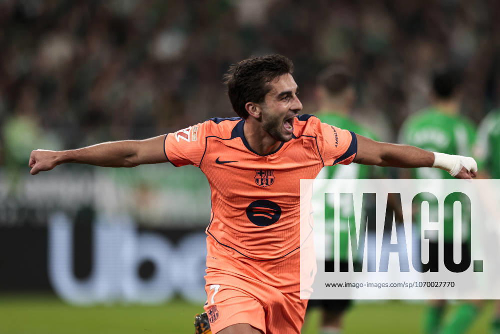 Real Betis Balompie v FC Barcelona, Barca - LaLiga EA Sports Ferran Torres of FC Barcelona celebrates a goal during the La Liga EA Sports match between Real Betis and FC Barcelona at La Cartuja Stadium in Seville, Spain, on December 6, 2025. Sevilla Spain