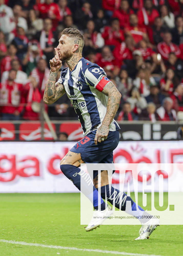 LIGA BBVA MX 2025 LIGA BBVA MX 2025 TOLUCA VS RAYADOS MONTERREY 06122025 TOLUCA, ESTADO DE MEXICO, MEXICO Action photo of Sergio Ramos 93 of Rayados Monterrey, during semifinal game of the Torneo de Apertura 2025 of the BBVA Liga MX, held at the Estadio Nemesio Diez of Toluca, Estado de Mexico against Diablos Rojos del Toluca Action photo of Sergio Ramos 93 of Rayados Monterrey, during semifinal game of the Torneo Apertura 2025 of the BBVA Liga MX, held at the Estadio Nemesio Diez of Toluca, Estado de Mexico against Diablos Rojos del Toluca IMAGENSHOP AGENCIA FOTOGRAFICA TOLUCA ESTADO DE MEXICO MEXICO