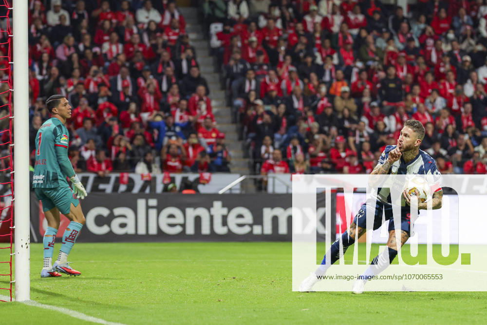 LIGA BBVA MX 2025 LIGA BBVA MX 2025 TOLUCA VS RAYADOS MONTERREY 06122025 TOLUCA, ESTADO DE MEXICO, MEXICO Action photo of Sergio Ramos 93 of Rayados Monterrey, during semifinal game of the Torneo de Apertura 2025 of the BBVA Liga MX, held at the Estadio Nemesio Diez of Toluca, Estado de Mexico against Diablos Rojos del Toluca Action photo of Sergio Ramos 93 of Rayados Monterrey, during semifinal game of the Torneo Apertura 2025 of the BBVA Liga MX, held at the Estadio Nemesio Diez of Toluca, Estado de Mexico against Diablos Rojos del Toluca IMAGENSHOP AGENCIA FOTOGRAFICA TOLUCA ESTADO DE MEXICO MEXICO