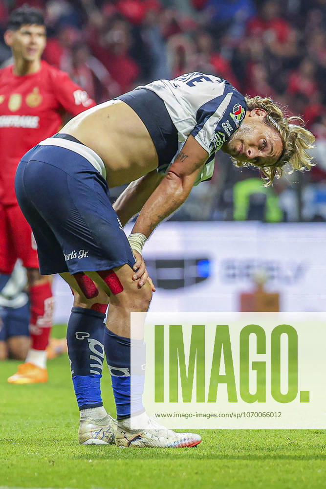LIGA BBVA MX 2025 LIGA BBVA MX 2025 TOLUCA VS RAYADOS MONTERREY 06122025 TOLUCA, ESTADO DE MEXICO, MEXICO Action photo of Sergio Canales 10 of Rayados Monterrey, during semifinal game of the Torneo de Apertura 2025 of the BBVA Liga MX, held at the Estadio Nemesio Diez of Toluca, Estado de Mexico against Diablos Rojos del Toluca Action photo of Sergio Canales 10 of Rayados Monterrey, during semifinal game of the Torneo Apertura 2025 of the BBVA Liga MX, held at the Estadio Nemesio Diez of Toluca, Estado de Mexico against Diablos Rojos del Toluca IMAGENSHOP AGENCIA FOTOGRAFICA TOLUCA ESTADO DE MEXICO MEXICO