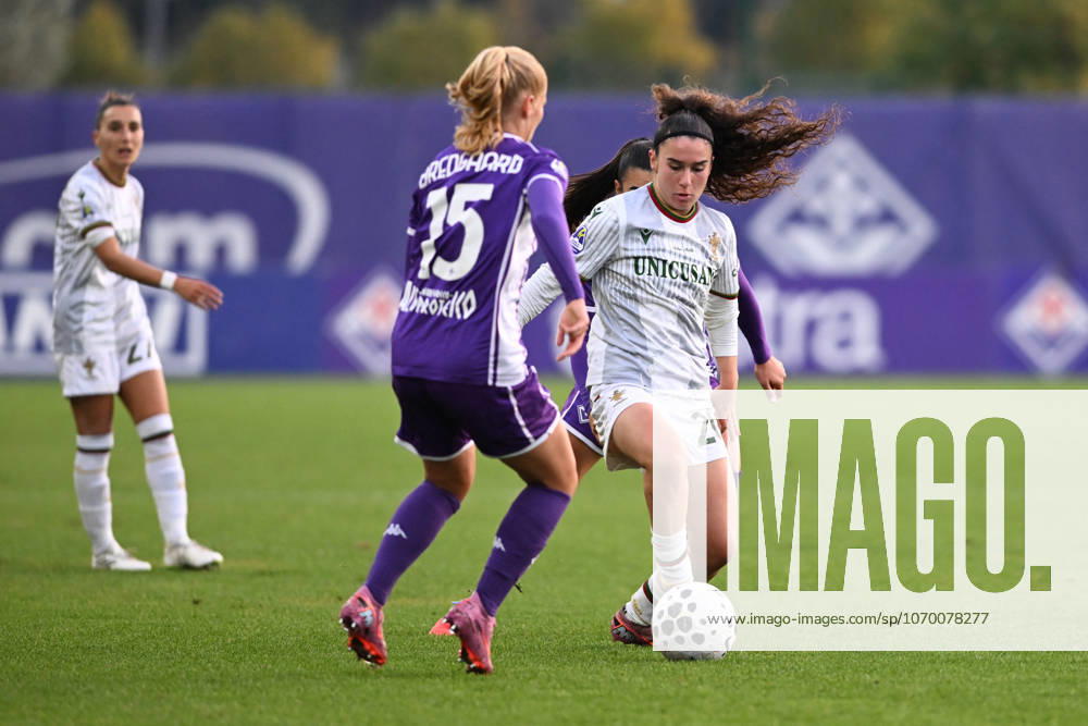 CALCIO - Serie A Femminile - ACF Fiorentina vs Ternana Women Pellegrino Cimo Giada (Ternana) against Bregaard Sofie (Fiorentina) during ACF Fiorentina vs Ternana Women, Italian football Serie A Women match in Bagno a Ripoli (FI), Italy, December 07 2025 Bagno a Ripoli (FI) Italy