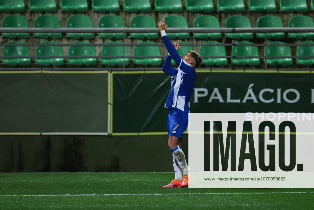William Gomes (FC Porto) celebrating a goal during the match between CD Tondela and FC Porto, valid for Liga Portugal Betclic 2025 2026 at Estadio Joao Cardoso on 7 December 2025. Tondela Estadio Joao Cardoso Tondela Portugal