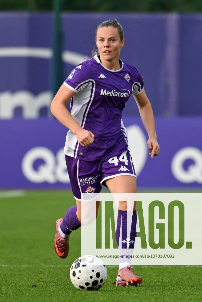 CALCIO - Serie A Femminile - ACF Fiorentina vs Ternana Women ACF Fiorentina Women s defender Emma Faerge during ACF Fiorentina vs Ternana Women, Italian football Serie A Women match in Bagno a Ripoli (FI), Italy, December 07 2025 Bagno a Ripoli (FI) Italy