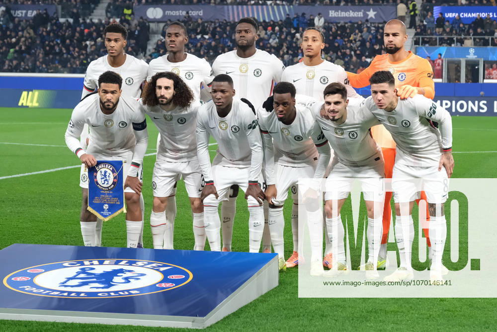 Atalanta BC v Chelsea FC - UEFA Champions League 2025 26 League Phase MD6 The Chelsea Football Club team lines up before the kick-off during the UEFA Champions League 2025 2026, League Phase MD6 football match between Atalanta BC and Chelsea Football Club at New Balance Arena in Bergamo, Italy, on December 6, 2025. Bergamo Italy Italy