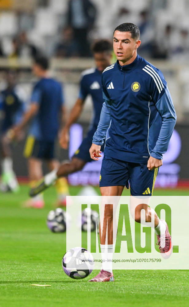 Al Nassr v Al Wahda - Friendly Match ABU DHABI, UNITED ARAB EMIRATES - DECEMBER 10: Cristiano Ronaldo of Al Nassr warms up before the friendly football match between Al Nassr and Al Wahda at Al Nahyan Stadium in Abu Dhabi, United Arab Emirates on December 10, 2025. Waleed Zein Anadolu Abu Dhabi United Arab Emirates. Editorial use only. Please get in touch for any other usage.