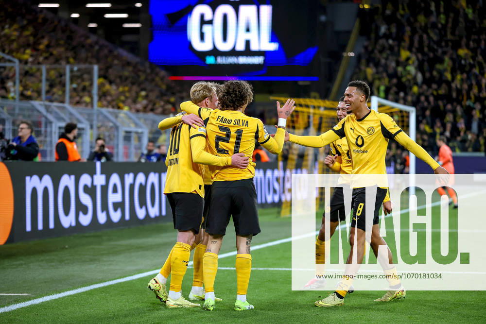 Football, UEFA Champions League, Borussia Dortmund FK Bodö Glimt, BVB Stadion, Matchday 5, Season 2025 2026 Goal celebration after the 1 0 goal by scorer Julian Brandt BVB 10 together with Fabio Silva BVB 21 and Felix Nmecha BVB 08 Regulations prohibit any use of photographs as image sequences and or quasi video Nordrhein Westfalen Germany
