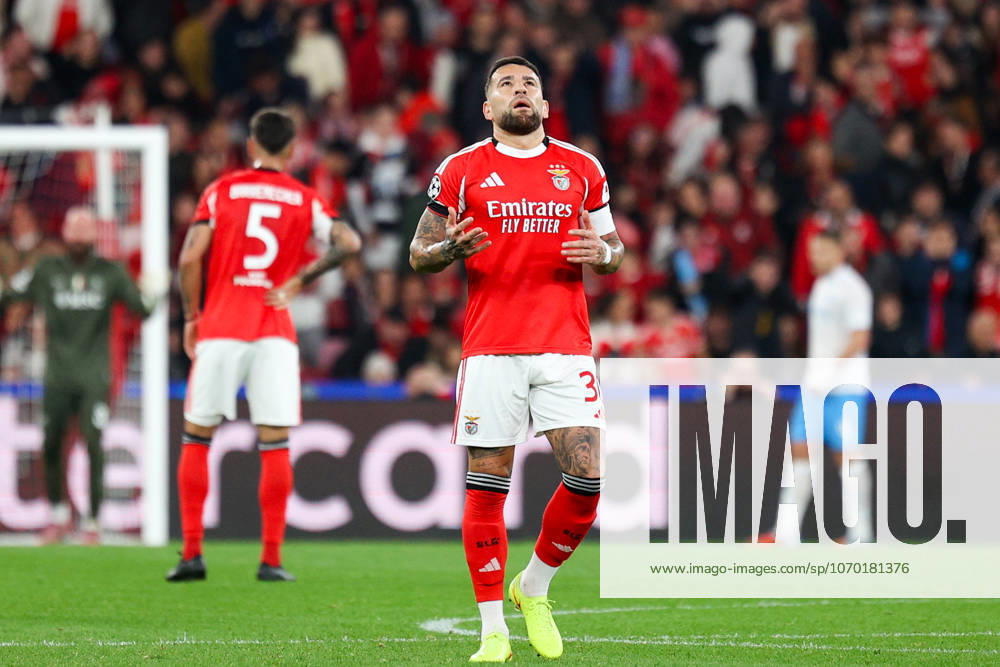 SL Benfica v Napoles FC - UEFA Champions League 2025 2026 Defesa central Argentino do Benfica, Nicolas Otamendi 30 durante a partida entre SL Benfica v Napoles FC, valida pela fase de Grupos da Uefa Champions League 2025 2026, no Estadio da Luz, Portugal (Foto de Diogo Faria Reis Avant Sports) Lisboa Estadio da Luz Portugal