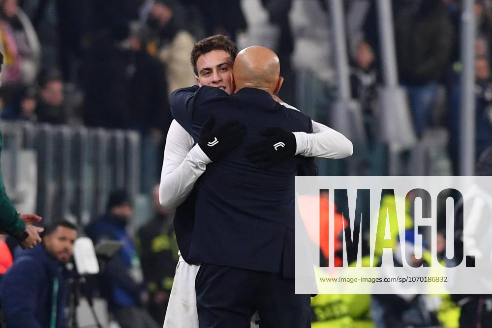 Foto IPP Massimo Rana Torino 10-12-2025 Calcio Champions League 2025 2026 Juventus-Pafos nella foto kenan yildiz e luciano spalletti allenatore juventus Italy Photo Press - World Copyright italy ITALY