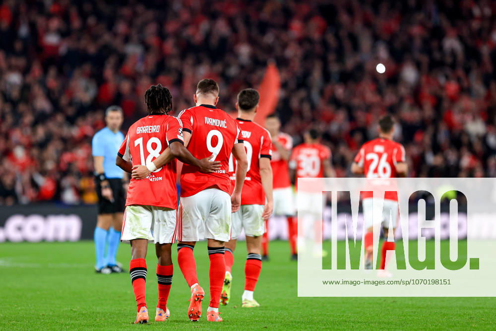 SL Benfica v SSC Napoli - UEFA Champions League 2025 26 League Phase MD6 Leandro Barreiro of SL Benfica celebrates after scoring the team s second goal with Franjo Ivanovic of SL Benfica during the UEFA Champions League match between SL Benfica and SSC Napoli at Estadio da Luz in Lisbon, Portugal, on December 10, 2025. Lisbon Portugal