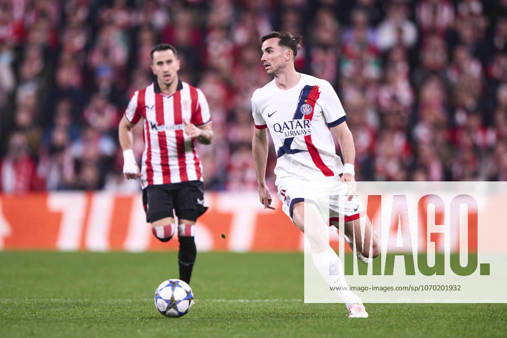 ESP: Athletic Club v Paris Saint-Germain FC. UEFA Champions League. Matchday 6. Fabian Ruiz of Paris Saint Germain, Alex Berenguer of Athletic Club during the UEFA Champions League match, between Athletic Club de Bilbao and Paris Saint-Germain FC, matchday 6, played at San Mames Stadium on December 10, 2025 in Bilbao Spain. kpng