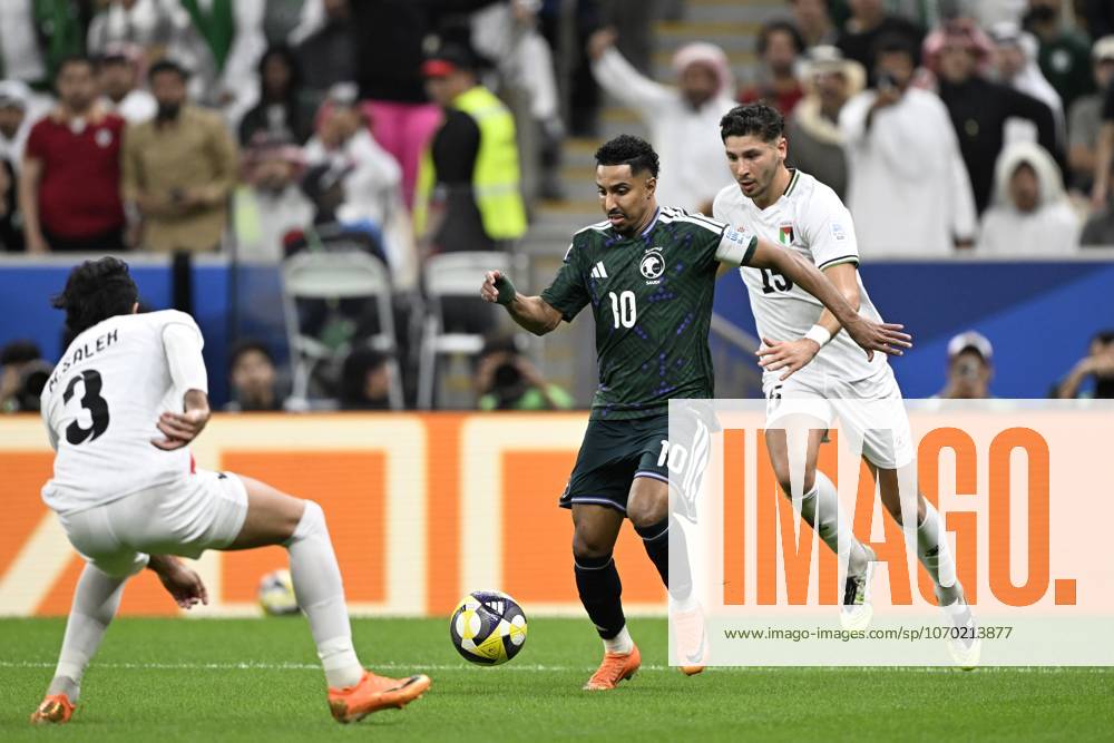 Palestine v Saudi Arabia - 2025 FIFA Arab Cup LUSAIL, QATAR – DECEMBER 11: Salem Al Dawsari (L) of Saudi Arabia in action during their 2025 FIFA Arab Cup quarterfinal match between Palestine and Saudi Arabia at Lusail Stadium in Lusail, Qatar on December 11, 2025. Stringer Anadolu Lusail Qatar. Editorial use only. Please get in touch for any other usage.
