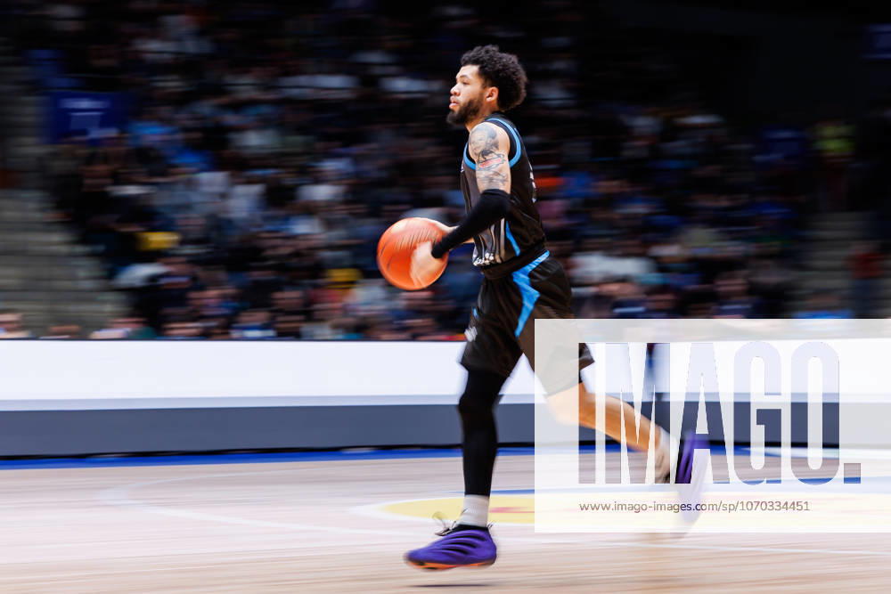 Easycredit BBL, Frankfurt Skyliners Science City Jena, 14 12 2025 Tavian Dunn Martin Science City Jena, 0 in the build-up game of the easycredit BBL Frankfurt Skyliners Science City Jena on Matchday 10 of the 25 26 season at Süwag Energie ARENA on 14 12 2025