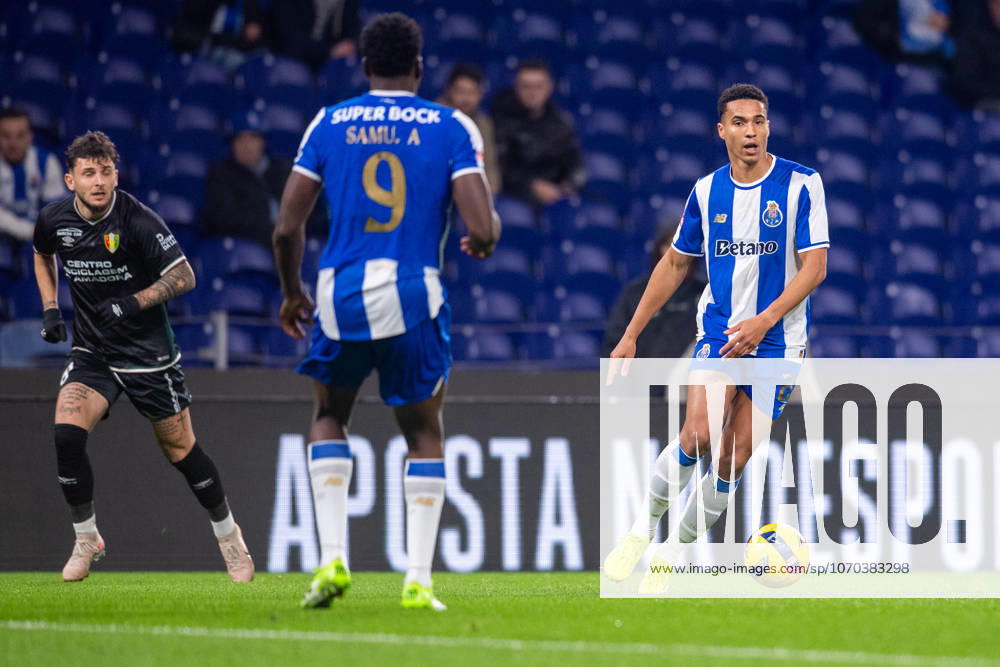 FC Porto v CF Estrela da Amadora - Primeira Liga In Lisbon, Portugal, on December 15, 2025, Alberto Costa from FC Porto is seen in action during the Liga Portugal Betclic 2025 26 match between FC Porto and CF Estrela da Amadora at Estadio do Dragao in Porto, Portugal. Porto Porto Portugal