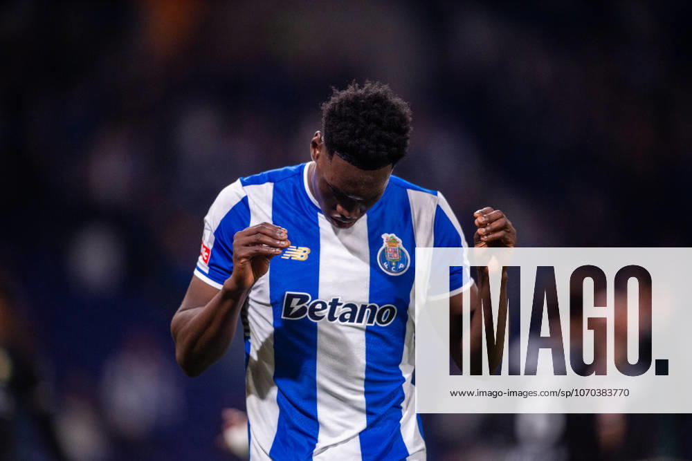 FC Porto v CF Estrela da Amadora - Primeira Liga In Lisbon, Portugal, on December 15, 2025, Samu Aghehowa from FC Porto celebrates his goal during the Liga Portugal Betclic 2025 26 match between FC Porto and CF Estrela da Amadora at Estadio do Dragao in Porto, Portugal. Porto Porto Portugal