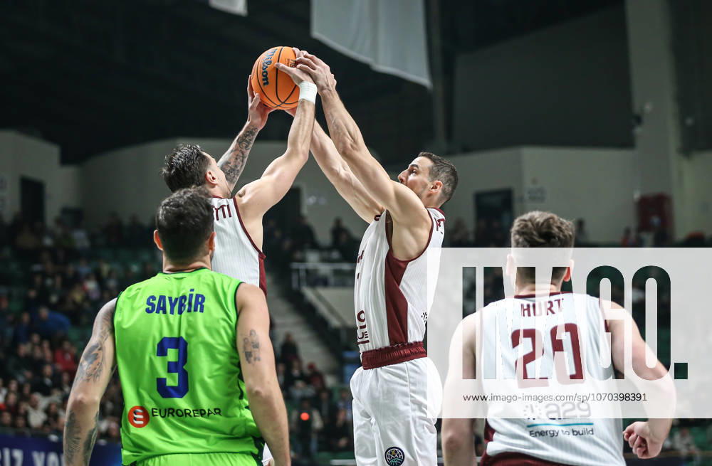 TOFAS v Trapani Shark - Basketball Champions League BURSA, TURKIYE - DECEMBER 16: Players in action during Basketball Champions League Group D week 6 match between TOFAS and Trapani Shark at Tofas Sports Hall in Bursa, Turkiye on December 16, 2025. Fatih Capkin Anadolu Bursa Turkey. Editorial use only. Please get in touch for any other usage.