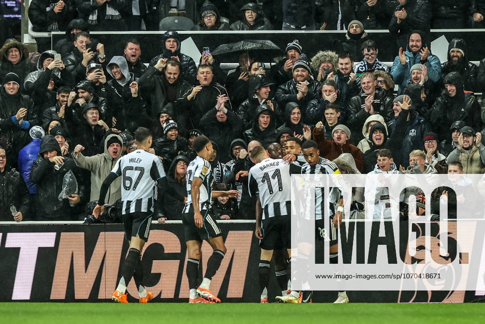 Carabao Cup Quarter Final Newcastle United v Fulham Yoane Wissa of Newcastle United celebrates his goal to make it 1-0 during the Carabao Cup Quarter Final match Newcastle United vs Fulham at St. James s Park, Newcastle, United Kingdom, 17th December 2025 (Photo by Alfie Cosgrove News Images) Newcastle St. James s Park Tyne and Wear United Kingdom