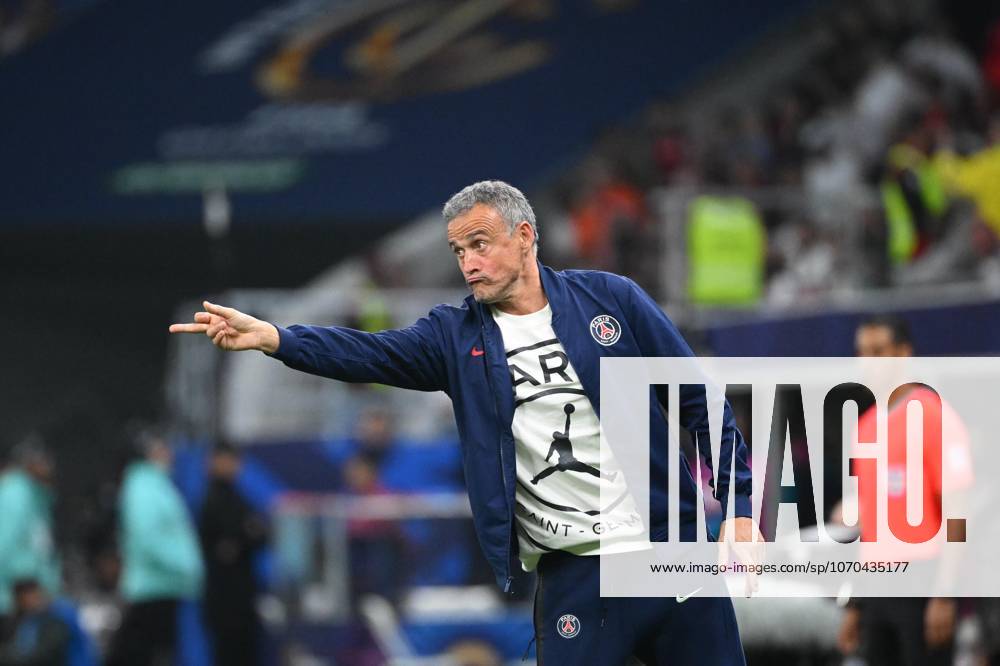 Luis enrique FOOT INTERCONTINENTAL CUP 2025 PSG FLAMENGO 1 1 2 1 tab STADE AHMAD BEN ALI AL RAYYAN QATAR 17 12 2025 REAU ALEXIS AL RAYYAN STADE AHMAD BEN ALI Qatar GermanyxJapanxUKxFrancexBelgiumxOUT