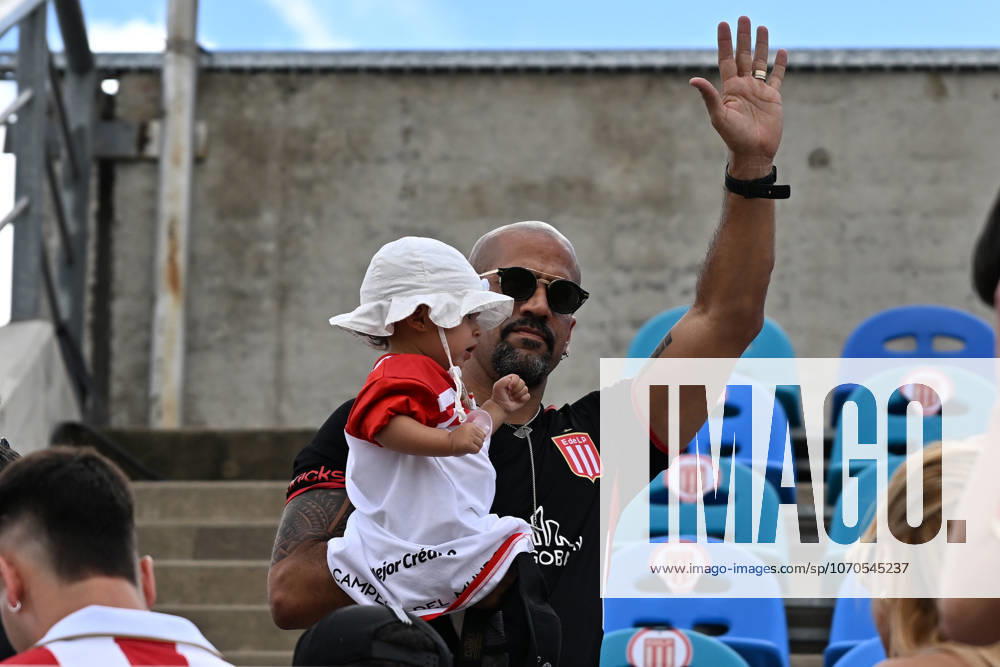 Trofeo de Campeones de Superliga - Platense Vs Estudiantes SAN NICOLAS, BUENOS AIRES - DECEMBER 20: Juan Sebastian Veron President of Estudiantes de La Plata gesture previous the Trofeo de Campeones de Superliga match between Estudiantes Vs Platense at Estadio Unico de San Nicolas on December 20, 2025 in San Nicolas Buenos Aires. San Nicolas Estadio Unico San Nicolas Buenos Aires Argentina