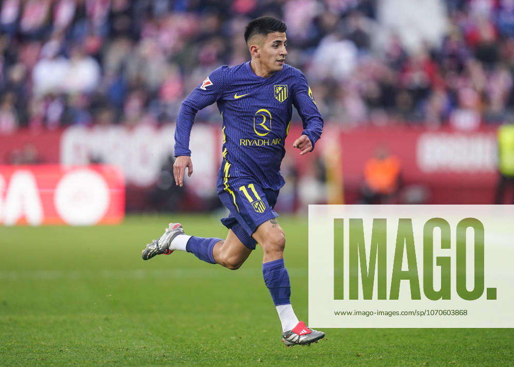 ESP: Girona FC - Atletico de Madrid. Liga match 2025-2026, Date 17 Thiago Almada of Atletico de Madrid during the La Liga match 2025-2026, date 17, between Girona FC and Atletico de Madrid played at Montilivi Stadium on December 21, 2025 in Girona, Spain. kpng