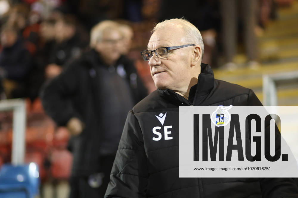 Bristol Rovers manager Steve Evans Crewe Alexandra v Bristol Rovers, Sky Bet League Two, Football, Mornflake Stadium, Crewe, UK - 19 Dec 2025Crewe Mornflake Stadium United Kingdom