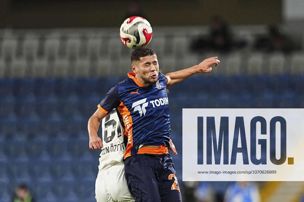 RAMS Basaksehir v Gaziantep FK - Turkish Super Lig ISTANBUL, TURKIYE - DECEMBER 22: Amine Harit (R) of RAMS Basaksehir in action against Ogun Ozcicek (L) of Gaziantep FK during the Turkish Super Lig week 17 football match between RAMS Basaksehir and Gaziantep FK at Basaksehir Fatih Terim Stadium in Istanbul, Turkiye on December 22, 2025. Agit Erdi Ulukaya Anadolu Istanbul Turkey. Editorial use only. Please get in touch for any other usage.