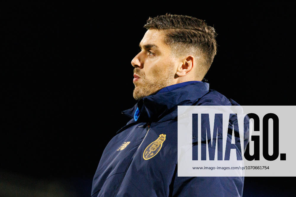 Claudio Ramos seen during Liga Portugal game between teams of FC Alverca and FC Porto (Maciej Rogowski Ball Raw Images) Alverca Complexo Desportivo Alverca Portugal