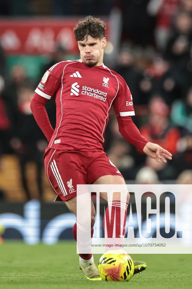 Premier League Liverpool v Wolverhampton Wanderers Milos Kerkez of Liverpool breaks with the ball during the Premier League match Liverpool vs Wolverhampton Wanderers at Anfield, Liverpool, United Kingdom, 27th December 2025 (Photo by Mark Cosgrove News Images) Liverpool Anfield Merseyside United Kingdom