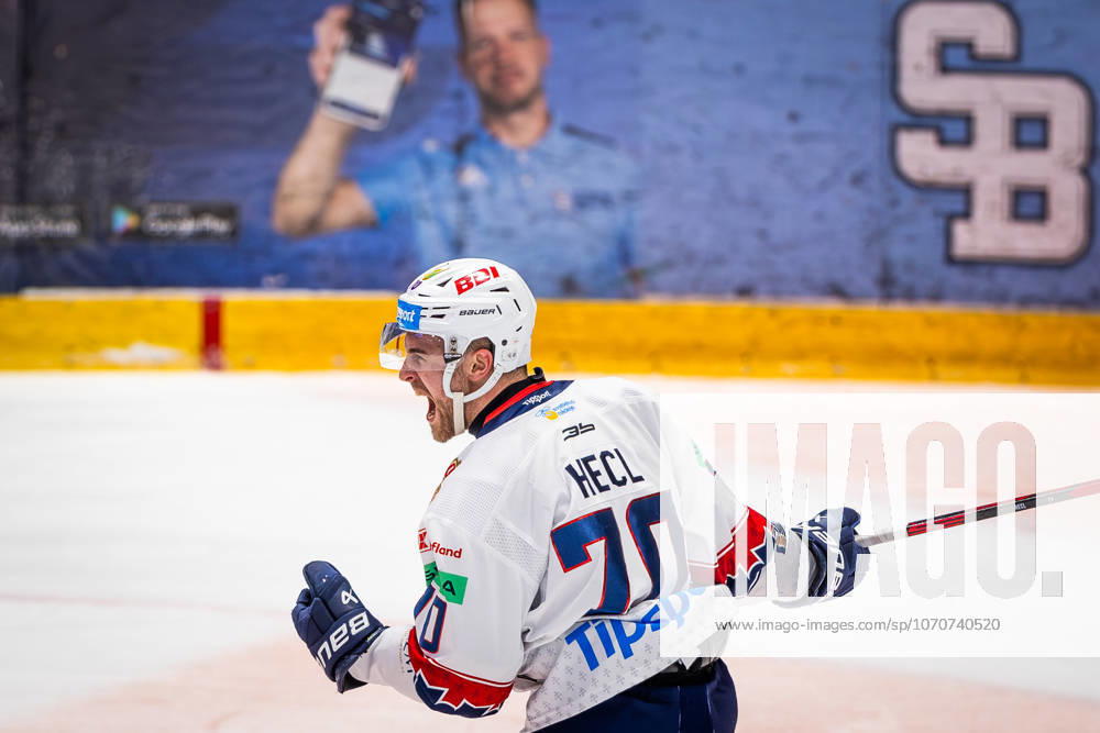 SLOVAN BRATISLAVA - HKM ZVOLEN Marek Hecl of Zvolen celebrates a goal during Slovak Ice hockey, Eishockey Eishockey Tipsport liga match between HC Slovan Bratislava and HKM Zvolen at Ondrej Nepela Arena in Bratislava. Bratislava, Slovakia, December 28, 2025. Photo by Branislav Racko.