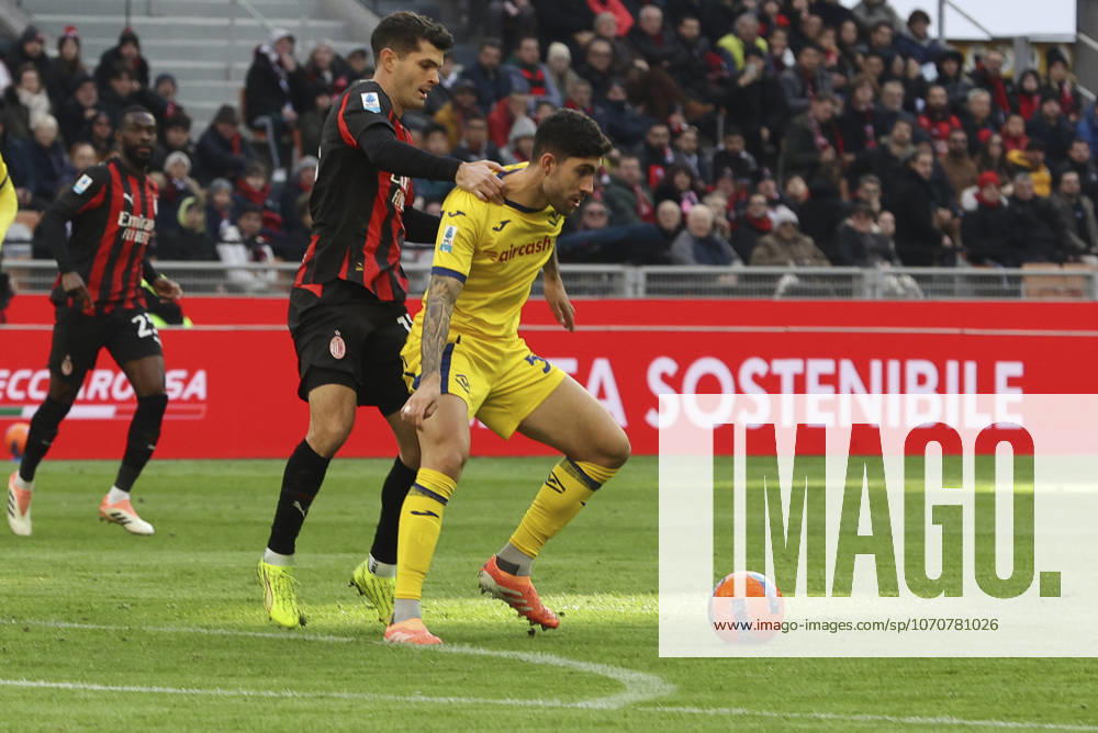 Unai Nunez of Hellas Verona FC battle for the ball with Christian Pulisic of AC Milan. during AC Milan vs Hellas Verona FC, 17Â° Serie A Enilive 2025-26 game at Giuseppe Meazza - San Siro stadium in Milano (MI), Italy, on Dicember 28, 2025.