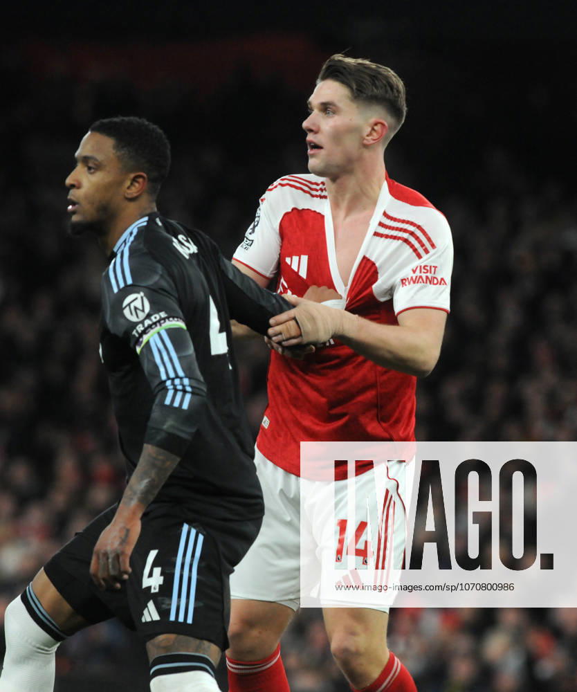 Football - 2025 2026 Premier League - Arsenal vs Aston Villa - Emirates Stadium - Tuesday 30th December 2025 Viktor Gyokeres of Arsenal and Ezri Konsa of Villa