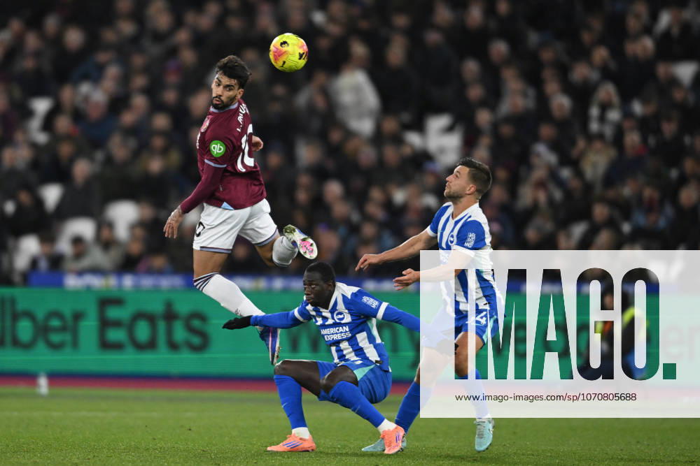 West Ham United v Brighton and Hove Albion, Premier League West Ham United midfielder Lucas Paqueta (10) during the Premier League match between West Ham United and Brighton and Hove Albion at the London Stadium, London, UK on 30 December 2025. London London Stadium UK Editorial use only DataCo restrictions apply See www.football-dataco.com ,