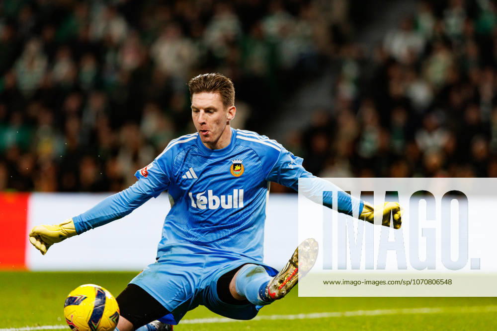 Cezary Miszta seen during Liga Portugal game between teams of Sporting CP and Rio Ave FC at Estadio Jose Alvalade (Maciej Rogowski Ball Raw Images) Lisbon Estadio Jose Alvalade Portugal