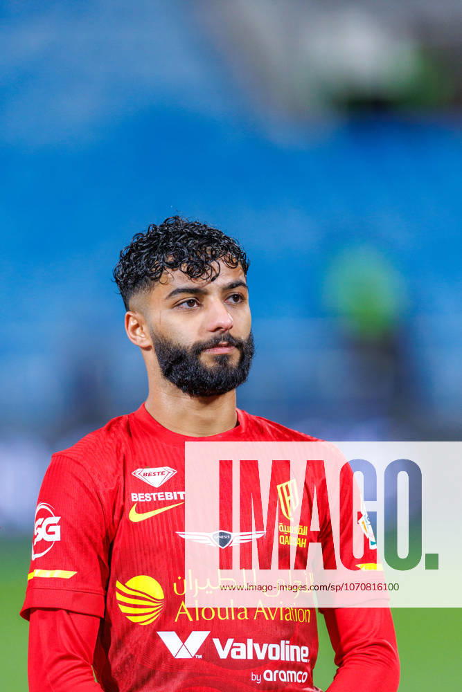 Al Shabab v Al Qadsiah: Saudi Pro League RIYADH, SAUDI ARABIA - DECEMBER 31:Mohammed Abu Al-Shamat of team Al-Qadsiah FC during the Saudi Pro League match between Al Shabab FC and Al Qadsiah at Prince Faisal bin Fahad Stadium on December 31, 2025 in Riyadh, Saudi Arabia. Riyadh Prince Faisal bin Fahad Stadium Saudi Arabia