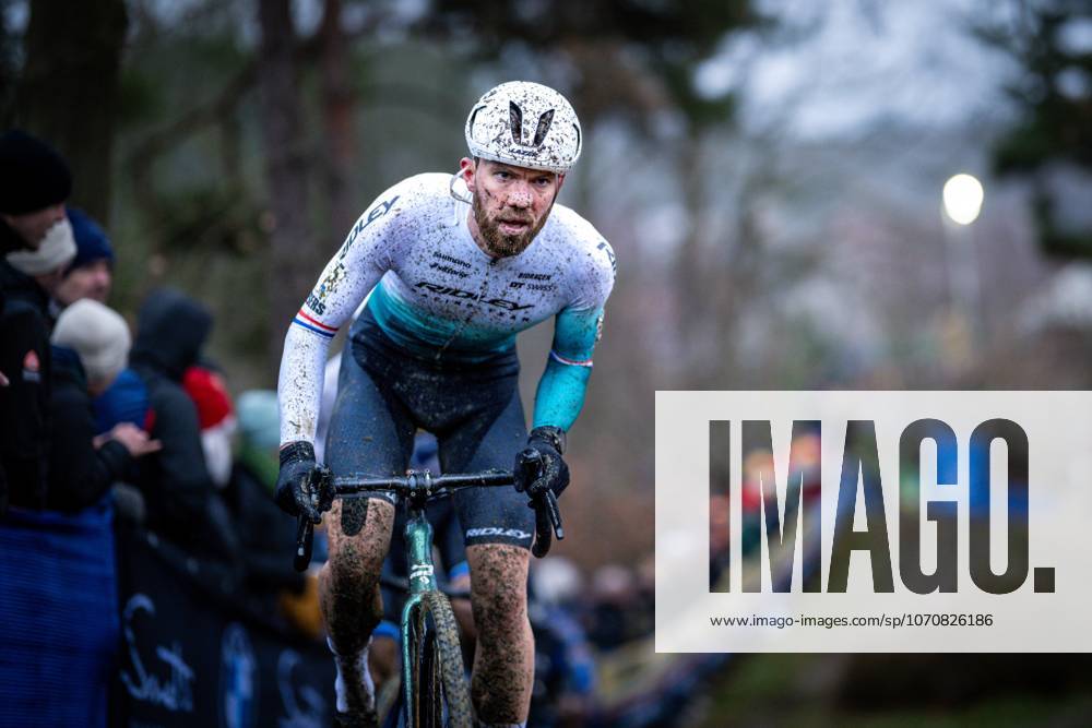 Dutch Joris Nieuwenhuis pictured in action during the men s elite race of the GP Sven Nys cyclocross cycling event on Thursday 01 January 2026 in Baal, stage 6 8 in the X2O Badkamers Trofee Veldrijden competition. DAVIDxPINTENS x152831596x