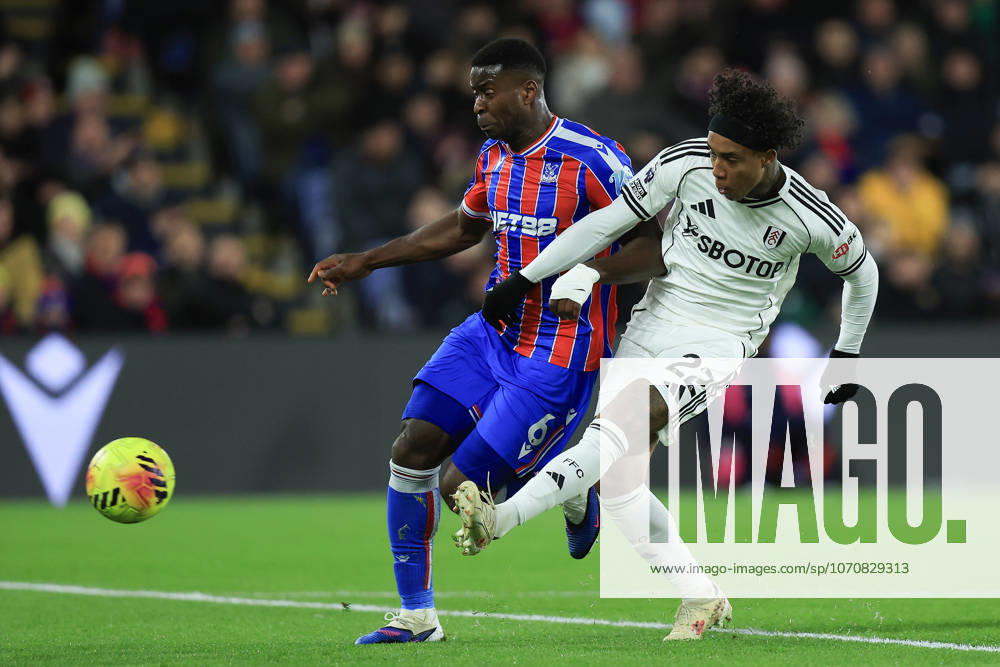 Crystal Palace v Fulham, Premier League Fulham midfielder Kevin (22) shoots at goal during the Premier League match between Crystal Palace and Fulham at Selhurst Park, London, UK on 1 January 2026. London Selhurst Park Greater London UK Editorial use only DataCo restrictions apply See www.football-dataco.com ,