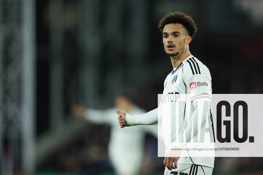 Crystal Palace v Fulham, Premier League Fulham defender Antonee Robinson (33) during the Premier League match between Crystal Palace and Fulham at Selhurst Park, London, UK on 1 January 2026. London Selhurst Park Greater London UK Editorial use only DataCo restrictions apply See www.football-dataco.com ,