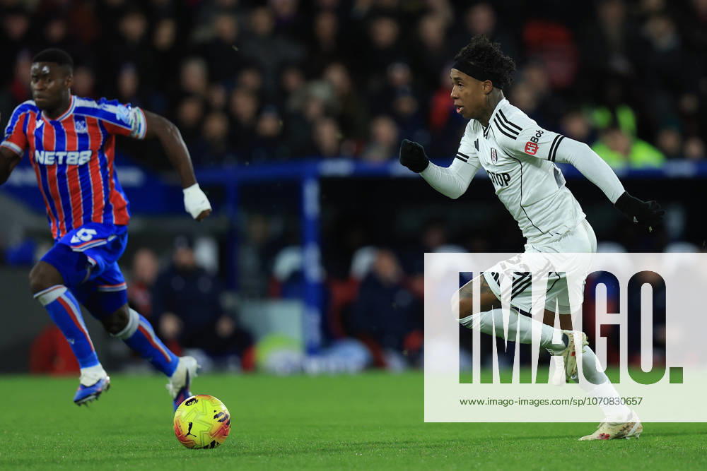 Crystal Palace v Fulham, Premier League Fulham midfielder Kevin (22) advances during the Premier League match between Crystal Palace and Fulham at Selhurst Park, London, UK on 1 January 2026. London Selhurst Park Greater London UK Editorial use only DataCo restrictions apply See www.football-dataco.com ,