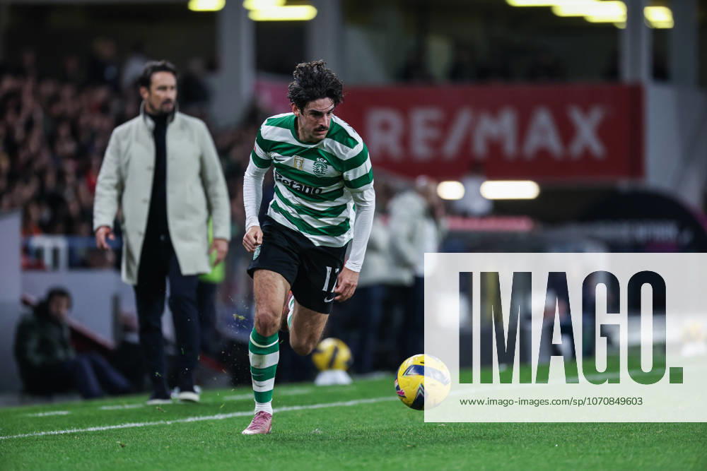 Francisco Trincao (Sporting CP) in action during the match between Gil Vicente FC and Sporting CP, valid for Liga Portugal Betclic 2025 2026 at Estadio Cidade de Barcelos on 2 January 2026. Barcelos Estadio Cidade de Barcelos Barcelos Portugal