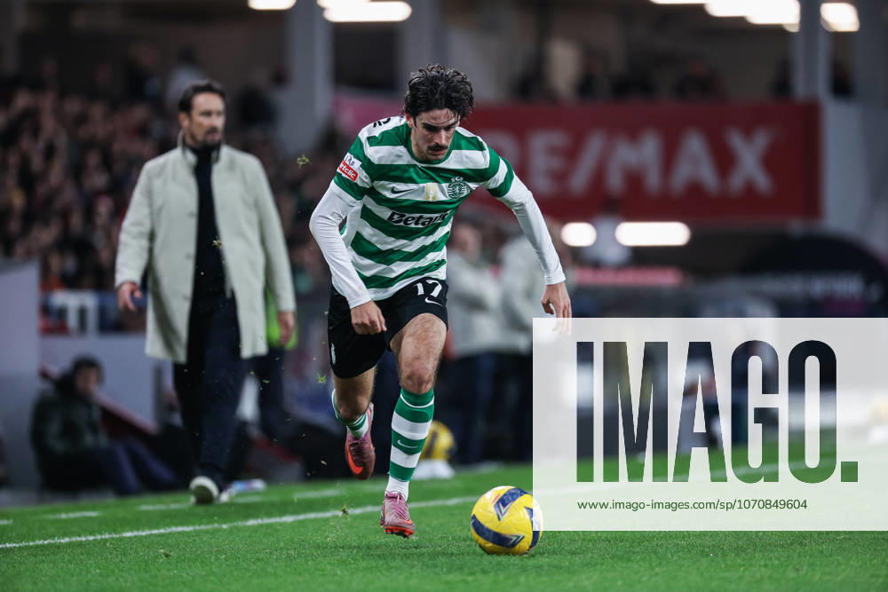 Francisco Trincao (Sporting CP) in action during the match between Gil Vicente FC and Sporting CP, valid for Liga Portugal Betclic 2025 2026 at Estadio Cidade de Barcelos on 2 January 2026. Barcelos Estadio Cidade de Barcelos Barcelos Portugal