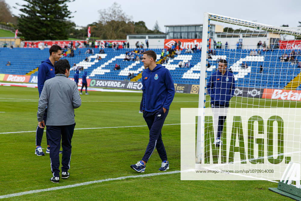 Jakub Kiwior and Jan Bednarek seen during Liga Portugal game between CD Santa Clara and FC Porto (Pedro Rosa Ball Raw Images) Ponta Delgada Estadio de Sao Miguel Portugal