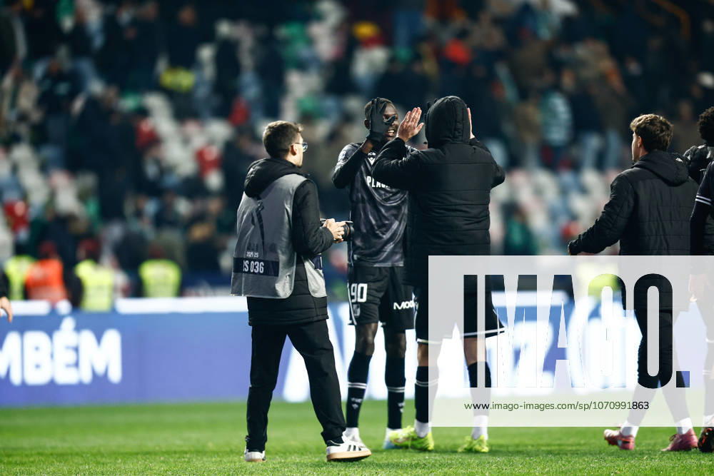 Alioune Ndoye of Vitoria SC celebrates after winning the Allianz Cup semi finals match between Sporting CP and Vitoria SC at Estadio Dr. Magalhaes Pessoa on January 6, 2026 in Leiria, Portugal. Leiria Portugal - ZUMAp267 20260106_zsp_p267_100