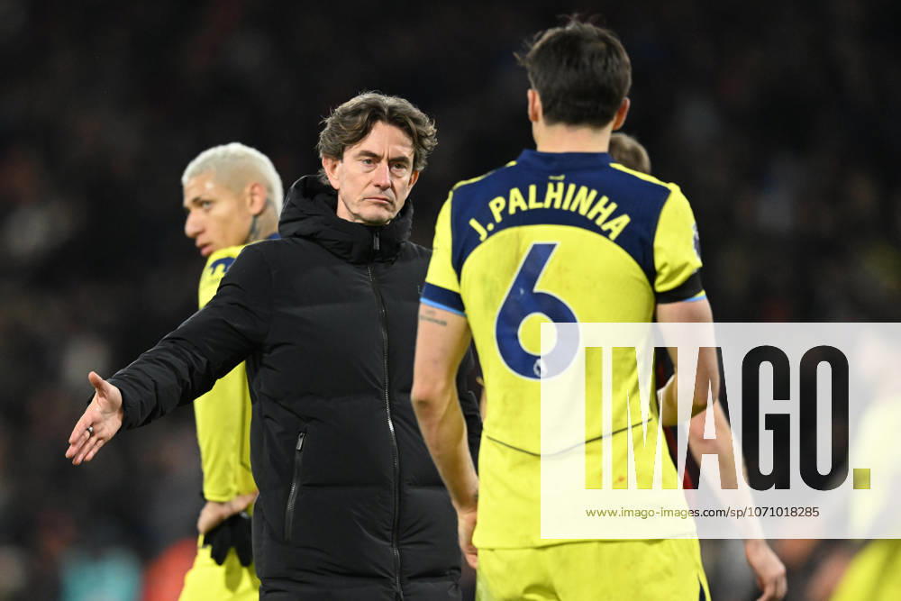 Bournemouth v Tottenham Hotspur, Premier League Tottenham Hotspur manager Thomas Frank shakes hands with Joao Palhinha (6) of Tottenham Hotspur at full time during the Premier League match between Bournemouth and Tottenham Hotspur at the Vitality Stadium, Bournemouth, UK on 7 January 2026. Bournemouth Vitality Stadium Dorset UK Editorial use only DataCo restrictions apply See www.football-dataco.com ,
