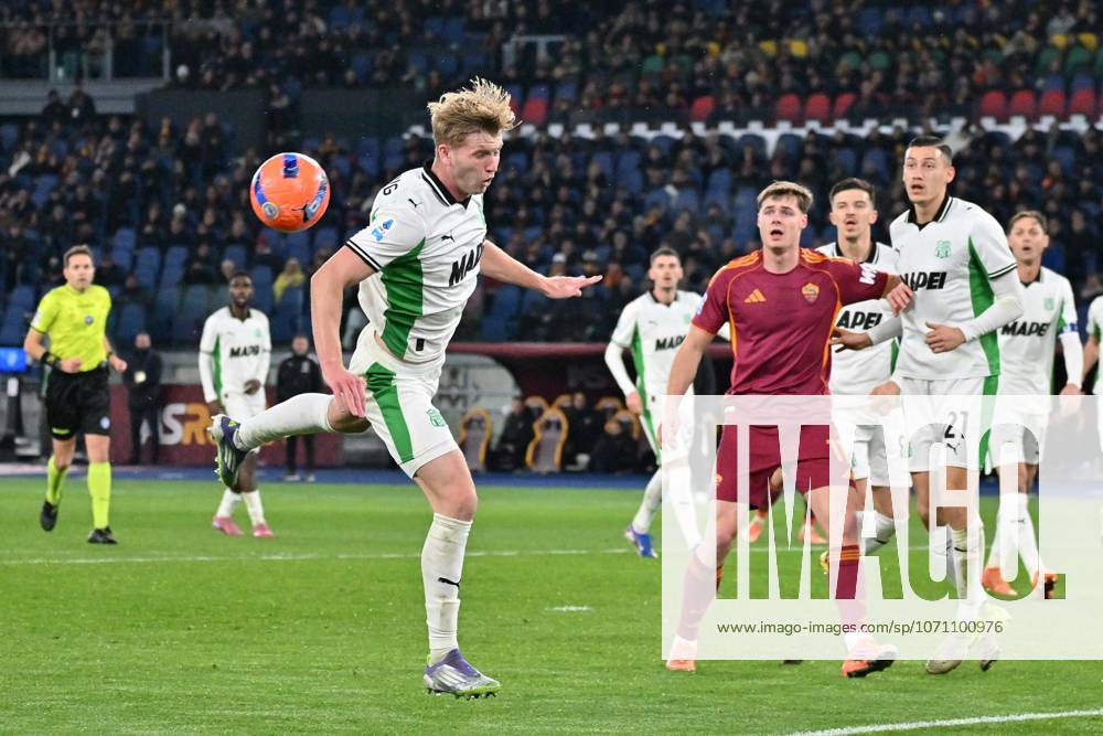 Foto IPP Felice De Martino Roma 10 01 2026 Calcio Campionato serie A 2025-2026 Roma - Sassuolo Nella foto: Josh Doig Italy Photo Press World Copyright Roma italy Italia ITALY
