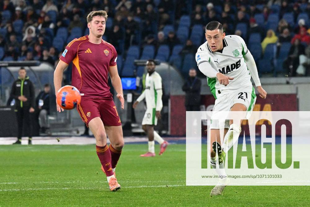 Foto IPP Felice De Martino Roma 10 01 2026 Calcio Campionato serie A 2025-2026 Roma - Sassuolo Nella foto: Jay Idzes Italy Photo Press World Copyright Roma italy Italia ITALY