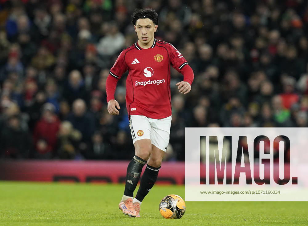 Manchester, England, 11th January 2026. Lisandro Martinez of Manchester United, ManU during the Manchester United vs Brighton and Hove Albion FA Cup match at Old Trafford, Manchester. Picture credit should read: Andrew Yates Sportimage . SPI_099_AY_MAN_UTD_BRIGHTON SPI-4446-0075