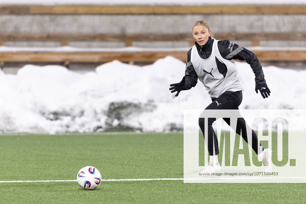 Häckens Tilde Karlsson during a training session on January 12, 2026 in Gothenburg