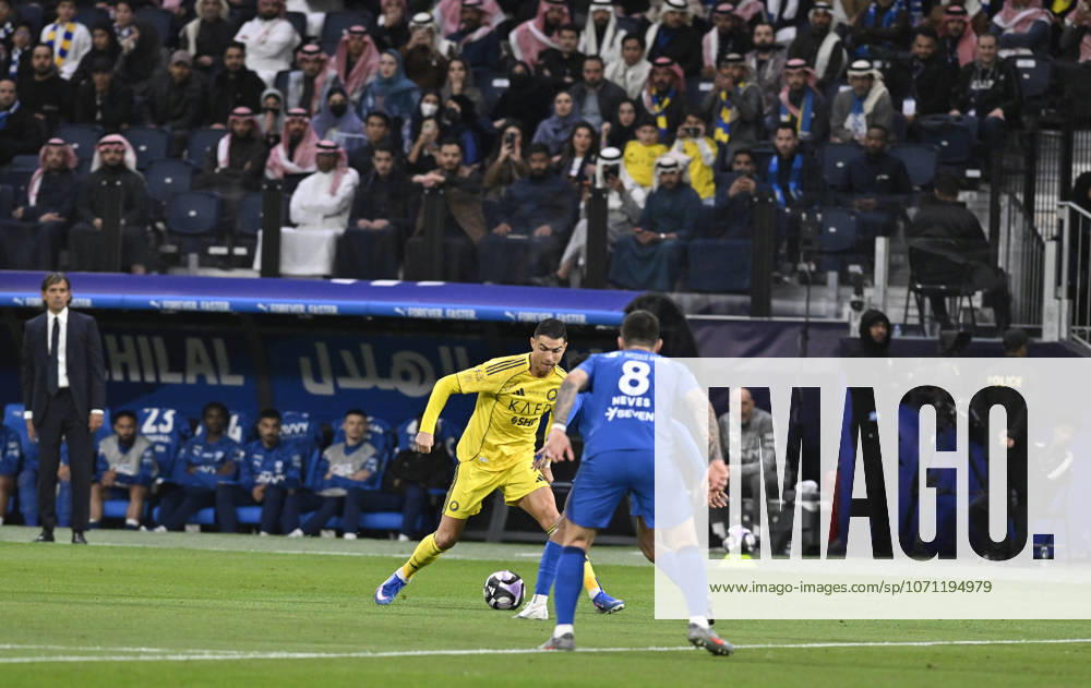 Al Hilal v Al Nassr - Saudi Pro League RIYADH, SAUDI ARABIA - JANUARY 12: Cristiano Ronaldo of Al Nassr in action during the Saudi Pro League match between Al Hilal and Al Nassr at Al Mamlakah Arena Stadium in Riyadh, Saudi Arabia, on January 12, 2026. Mohammed Saad Anadolu Riyadh Saudi Arabia. Editorial use only. Please get in touch for any other usage.